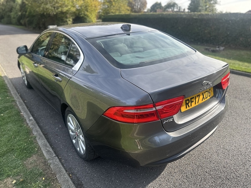 Used Jaguar XE 2017 for sale - 76100692: Photo 7