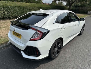 Used Honda Civic 2018 for sale - 75639251: Photo