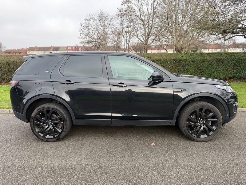 Used Land Rover Discovery Sport 2016 for sale - 77351164: Photo 2