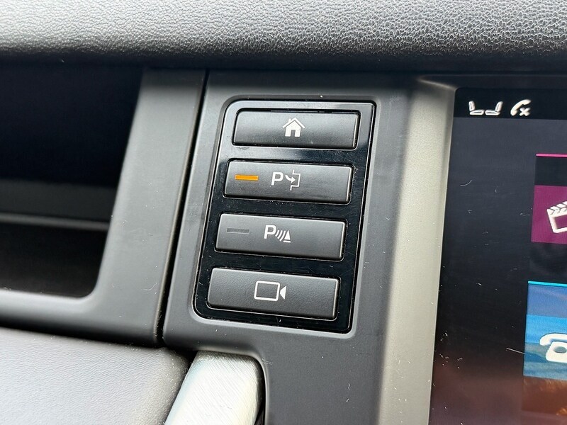 Used Land Rover Discovery Sport 2016 for sale - 77351164: Photo 38