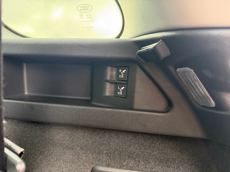 Used Land Rover Discovery Sport 2016 for sale - 77351164: Photo 43