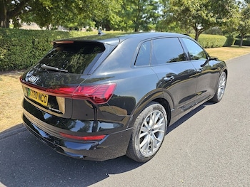 Used Audi e-tron 2020 for sale - 79210788: Photo