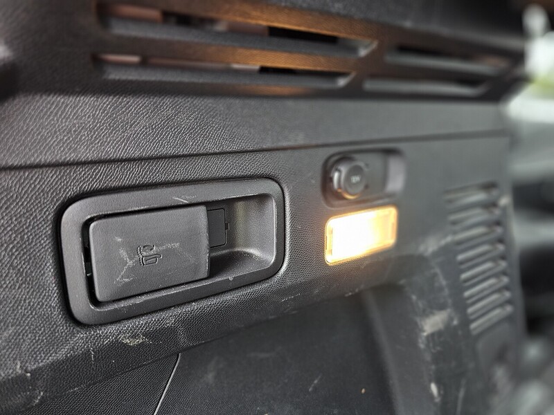 Used Peugeot 3008 2019 for sale - 77059738: Photo 38