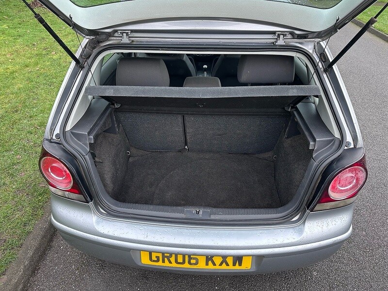 Used Volkswagen Polo 2006 for sale - 77515227: Photo 6