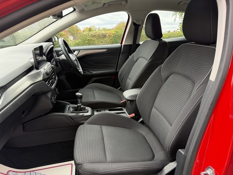 Used Ford Focus 2019 for sale - 76383138: Photo 18