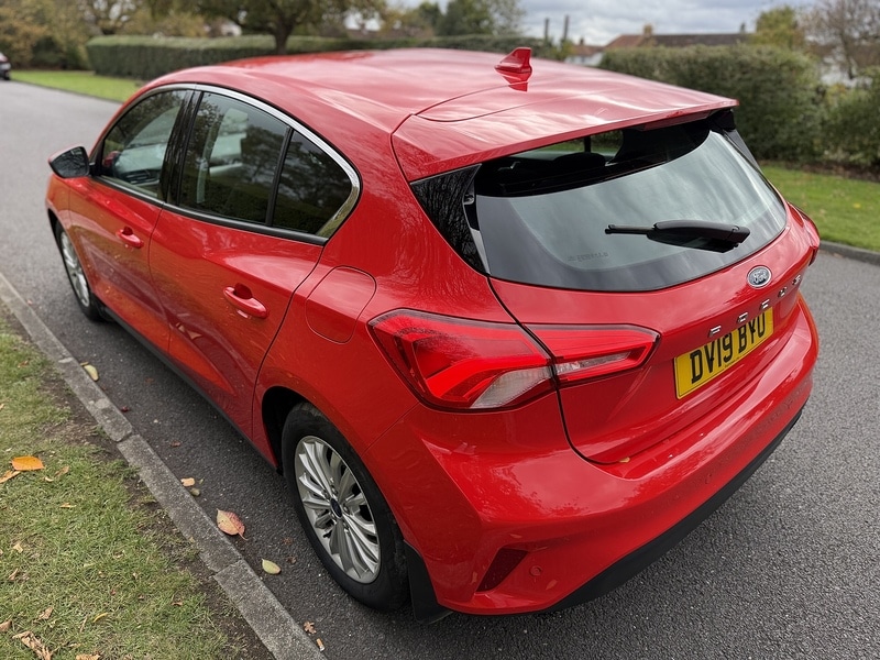 Used Ford Focus 2019 for sale - 76383138: Photo 7
