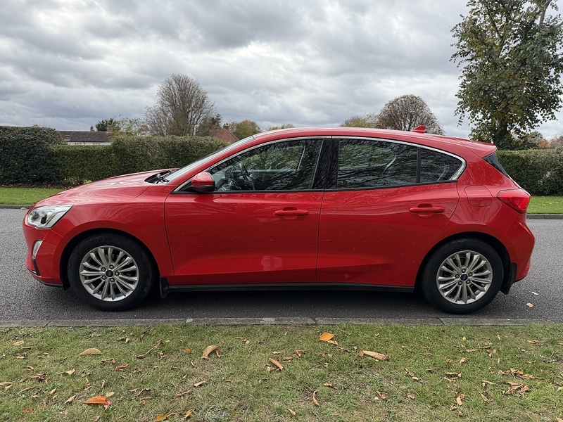 Used Ford Focus 2019 for sale - 76383138: Photo 9