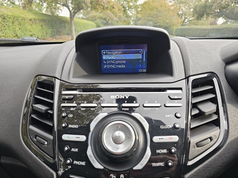 Used Ford Fiesta 2017 for sale - 76156363: Photo 15