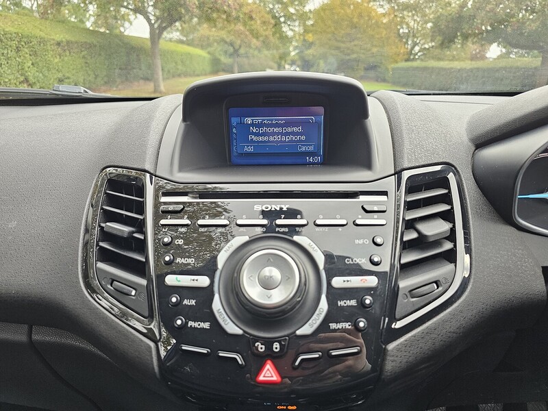 Used Ford Fiesta 2017 for sale - 76156363: Photo 18