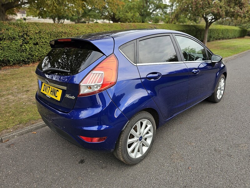 Used Ford Fiesta 2017 for sale - 76156363: Photo 3
