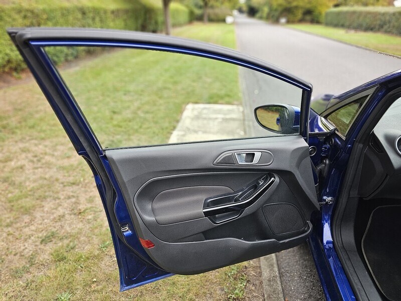 Used Ford Fiesta 2017 for sale - 76156363: Photo 35