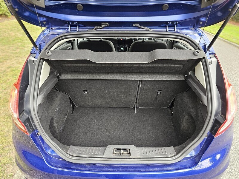 Used Ford Fiesta 2017 for sale - 76156363: Photo 5