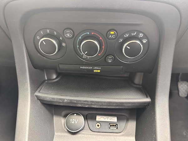 Used Ford Ka+ 2017 for sale - 74763590: Photo 24