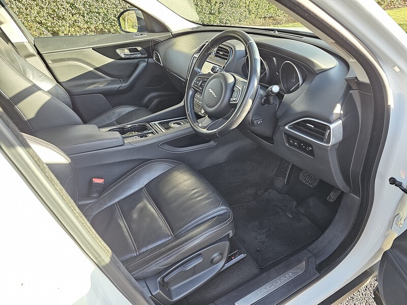 Used Jaguar F-Pace 2016 for sale - 76758758: Photo 28