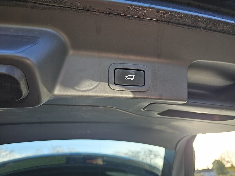 Used Jaguar F-Pace 2016 for sale - 76758758: Photo 50