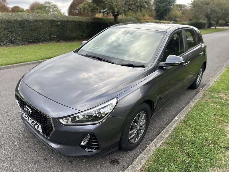 Used Hyundai i30 2017 for sale - 76232365: Photo 10