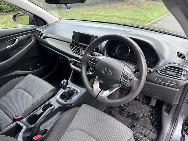 Used Hyundai i30 2017 for sale - 76232365: Photo 21