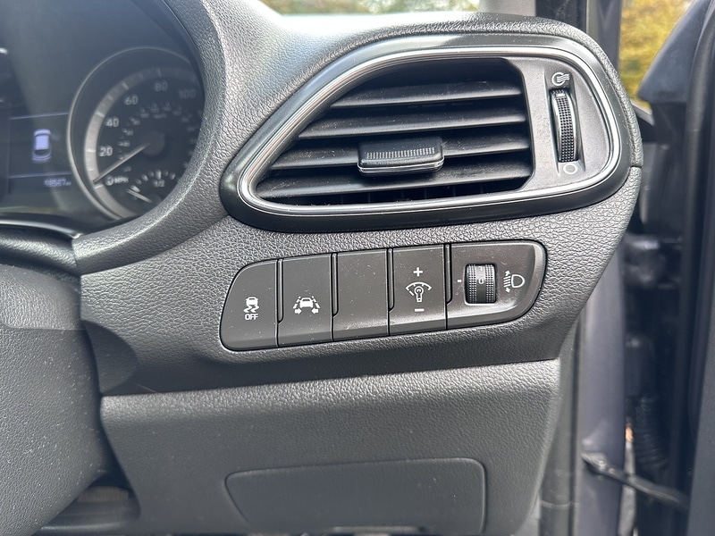 Used Hyundai i30 2017 for sale - 76232365: Photo 27