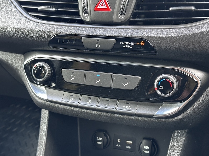 Used Hyundai i30 2017 for sale - 76232365: Photo 34