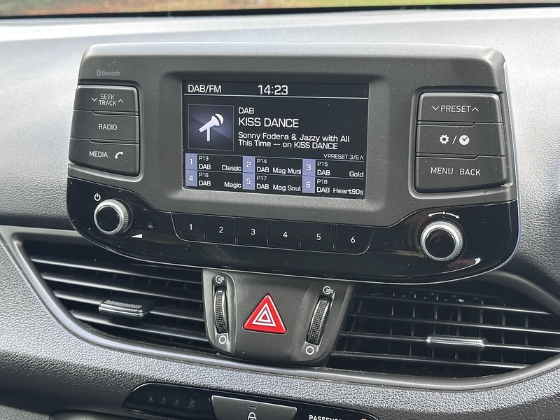 Used Hyundai i30 2017 for sale - 76232365: Photo 35