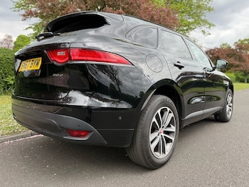 Used Jaguar F-Pace 2017 for sale - 78715968: Photo