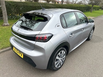 Used Peugeot 208 2026 for sale - 77864461: Photo