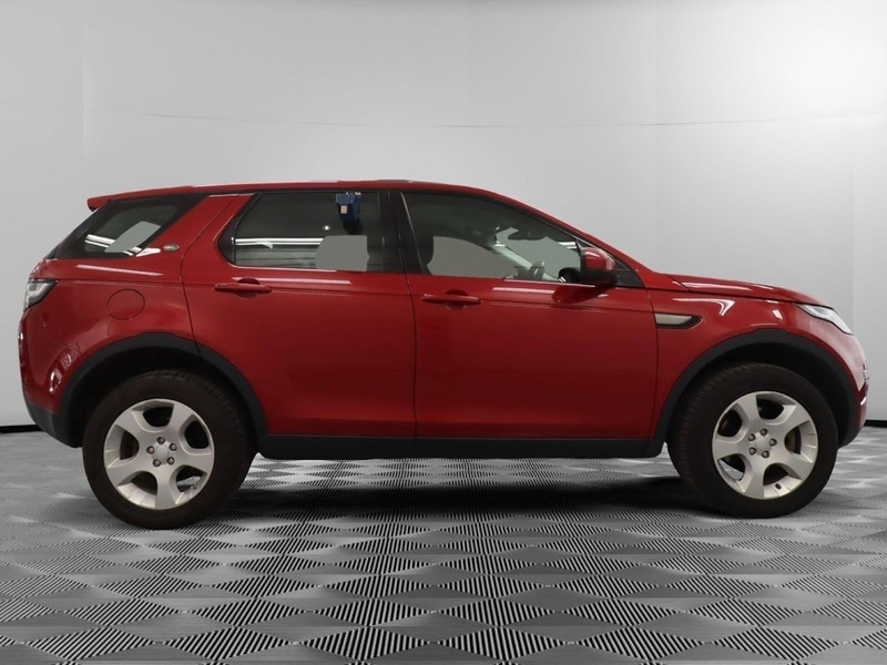 Used Land Rover Discovery Sport 2019 for sale - 76986559: Photo 2