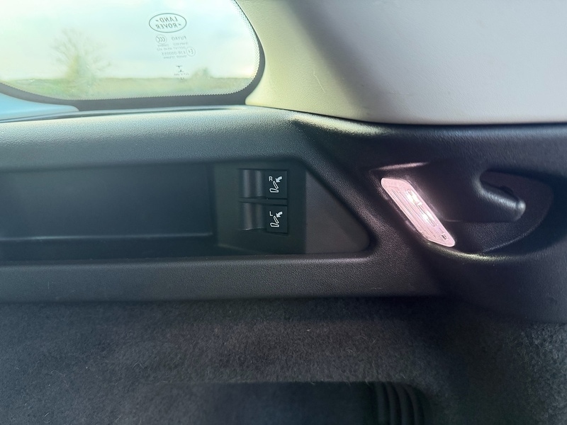 Used Land Rover Discovery Sport 2019 for sale - 76986559: Photo 36