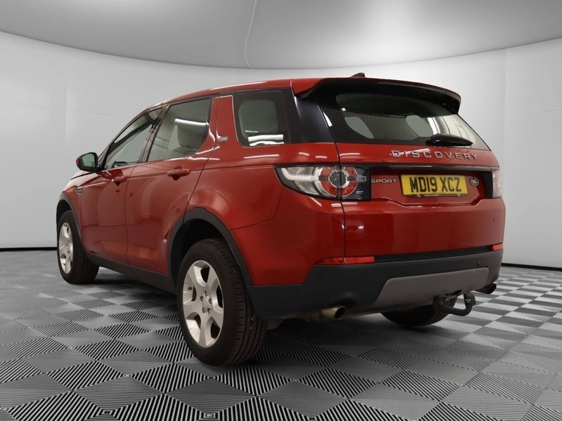 Used Land Rover Discovery Sport 2019 for sale - 76986559: Photo 4