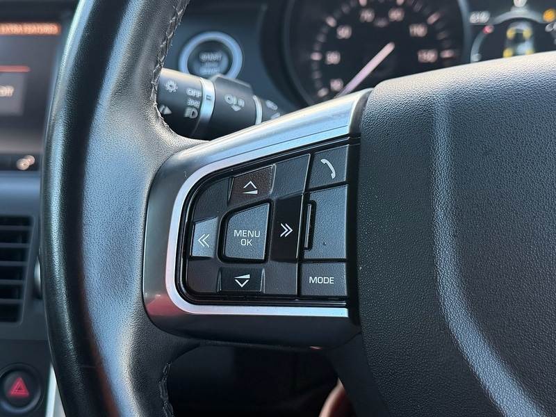 Used Land Rover Discovery Sport 2019 for sale - 76986559: Photo 46