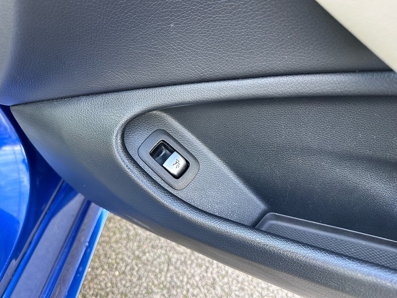 Used Mercedes-Benz C Class 2016 for sale - 77704153: Photo 27