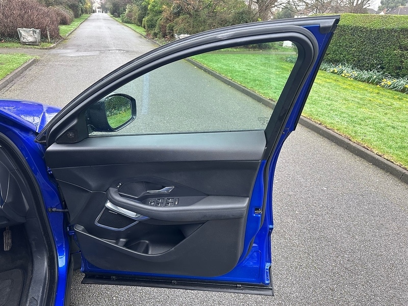 Used Jaguar E-Pace 2019 for sale - 77797367: Photo 32