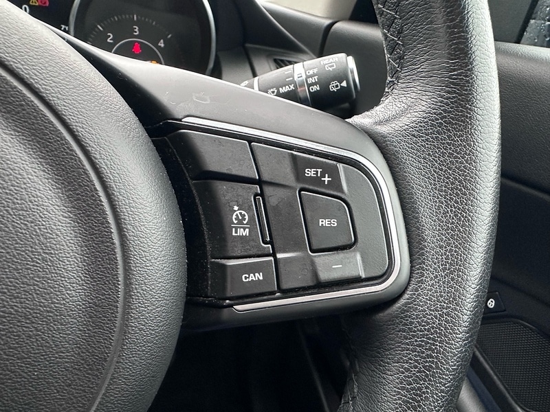 Used Jaguar E-Pace 2019 for sale - 77797367: Photo 43