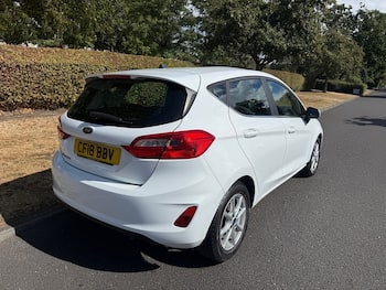 Used Ford Fiesta 2018 for sale - 79672334: Photo