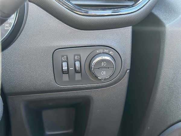 Used Vauxhall Crossland X 2020 for sale - 75681006: Photo 23