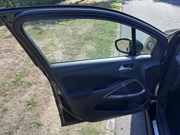Used Vauxhall Crossland X 2020 for sale - 75681006: Photo 35