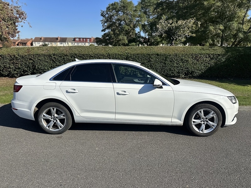 Used Audi A4 2016 for sale - 76128114: Photo 2