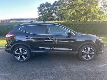 Used Nissan Qashqai 2016 for sale - 75945544: Photo