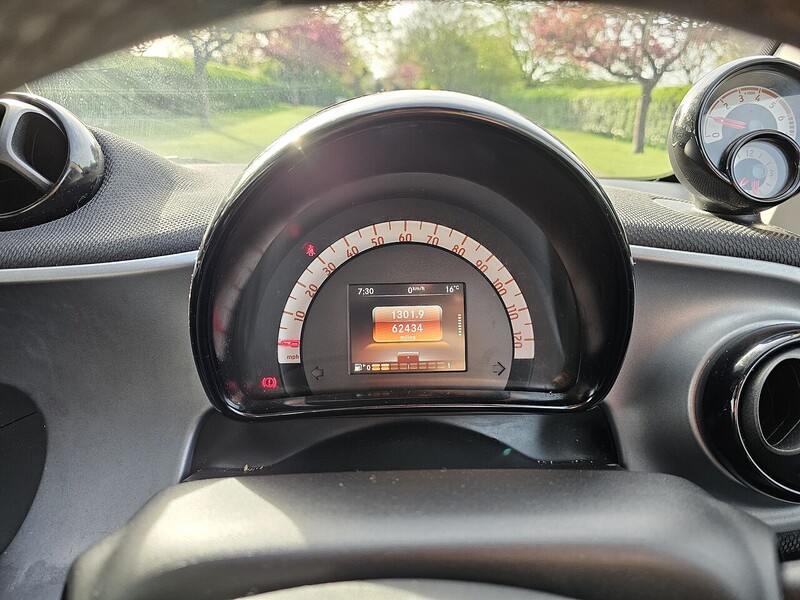 Used smart fortwo 2016 for sale - 78207357: Photo 10