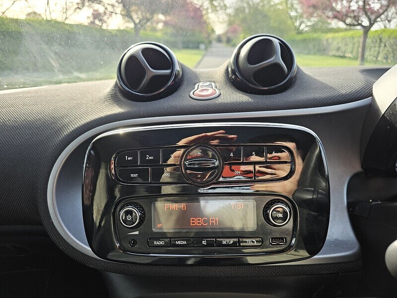 Used smart fortwo 2016 for sale - 78207357: Photo 14