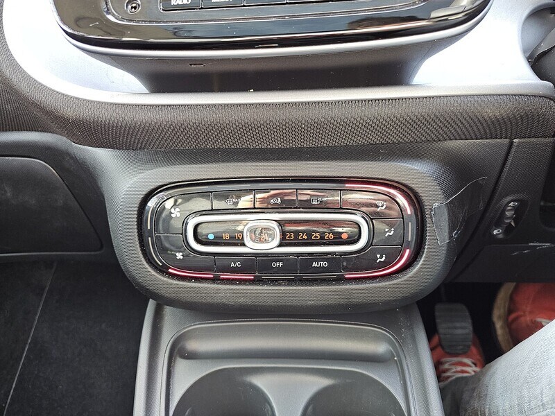 Used smart fortwo 2016 for sale - 78207357: Photo 16