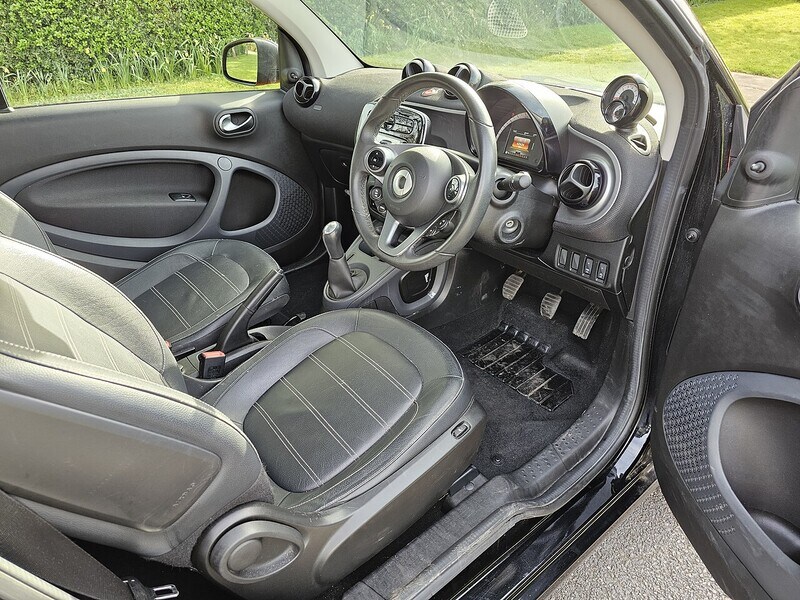 Used smart fortwo 2016 for sale - 78207357: Photo 25