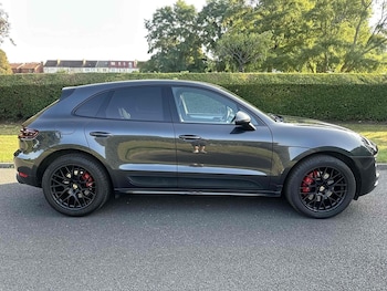 Used Porsche Macan 2017 for sale - 75542004: Photo