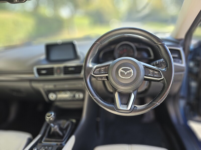Used Mazda Mazda3 2017 for sale - 76128110: Photo 13