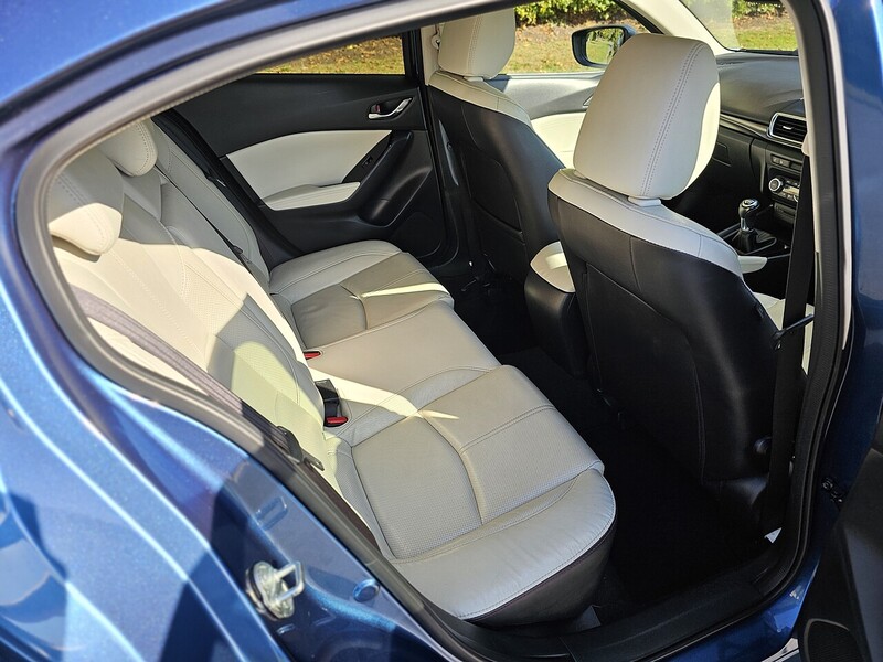 Used Mazda Mazda3 2017 for sale - 76128110: Photo 32