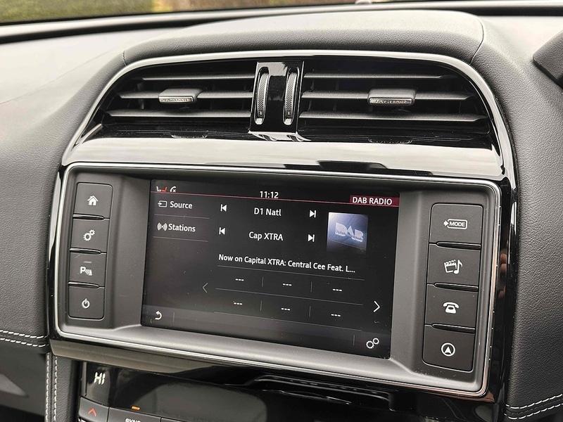 Used Jaguar F-Pace 2016 for sale - 77963581: Photo 39