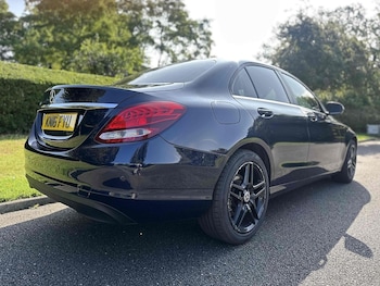 Used Mercedes-Benz C Class 2016 for sale - 76969716: Photo