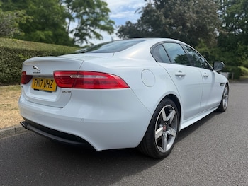 Used Jaguar XE 2017 for sale - 79435626: Photo