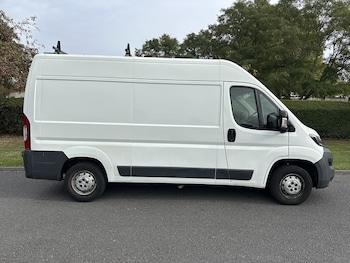 Used Peugeot Boxer 2018 for sale - 76141966: Photo