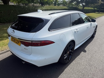Used Jaguar XF 2018 for sale - 78715051: Photo